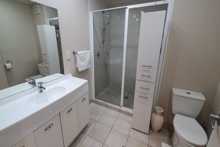 Photo of property in 12/8 Monte Cassino Place, Birkdale, Auckland, 0626