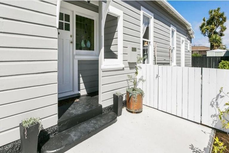 Photo of property in 18 Ascot Street, Saint Kilda, Dunedin, 9012