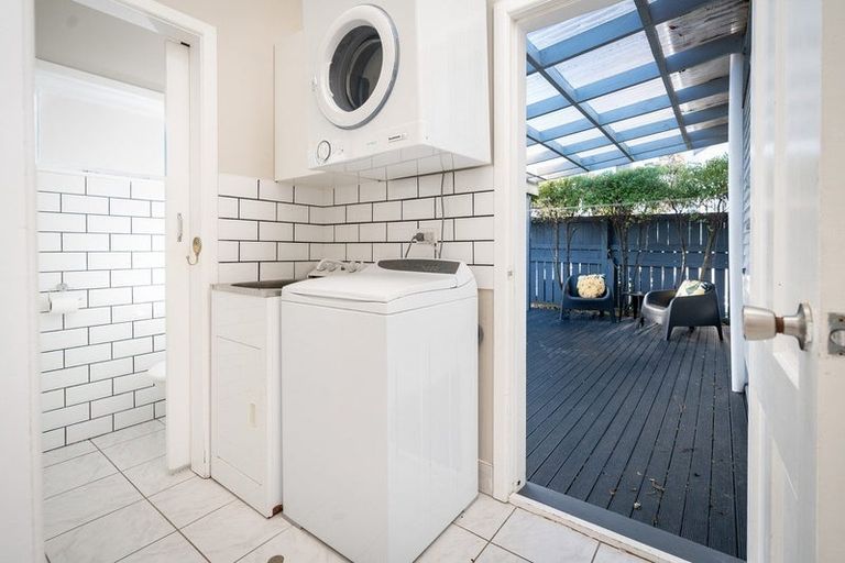 Photo of property in 34a Dundas Street, Seatoun, Wellington, 6022