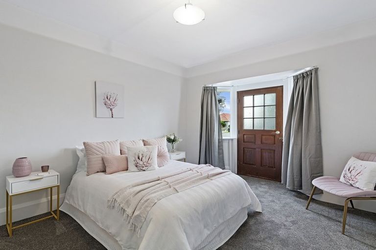 Photo of property in 33 Sylvan Street, Hillmorton, Christchurch, 8024