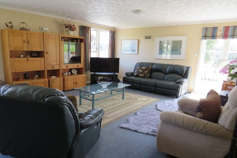 Photo of property in 1908 Paparoa Valley Road, Paparoa, 0571