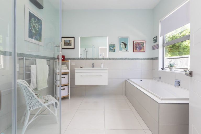 Photo of property in 2 Matisse Place, Burnside, Christchurch, 8053