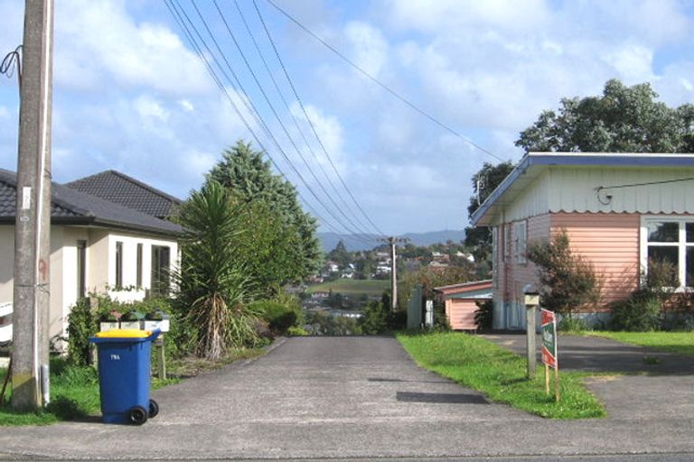 Photo of property in 79 Royal Road, Massey, Auckland, 0614