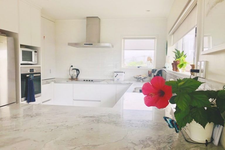 Photo of property in 3/252 Hibiscus Coast Highway, Orewa, 0931