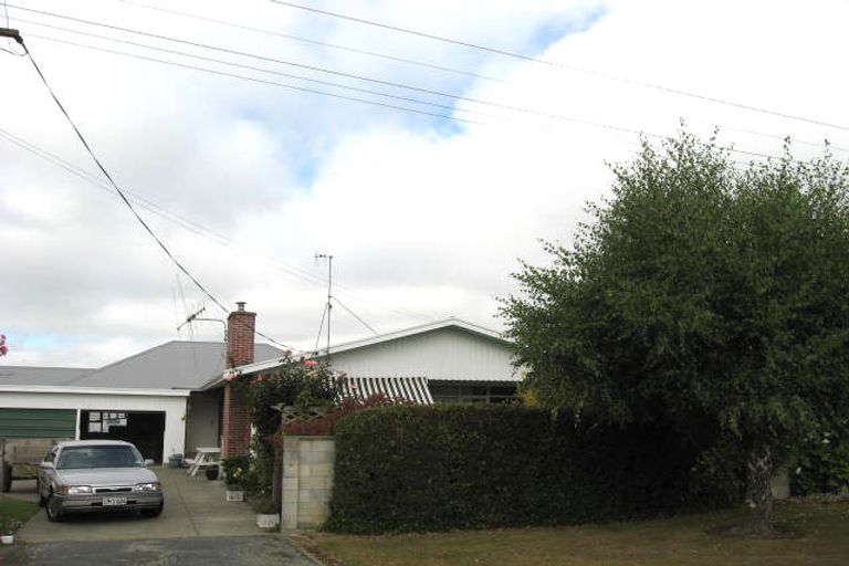 Photo of property in 23 Parsonage Road, Waimate, 7924