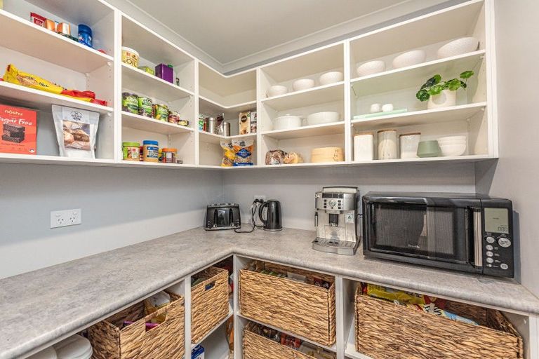 Photo of property in 23 Golf Vue Place, Castlecliff, Whanganui, 4501