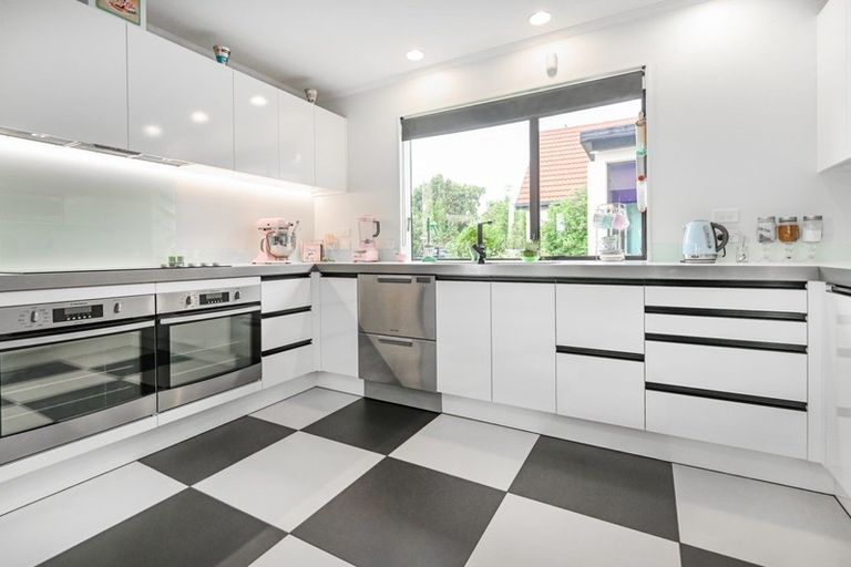 Photo of property in 1221 Ada Street, Parkvale, Hastings, 4122