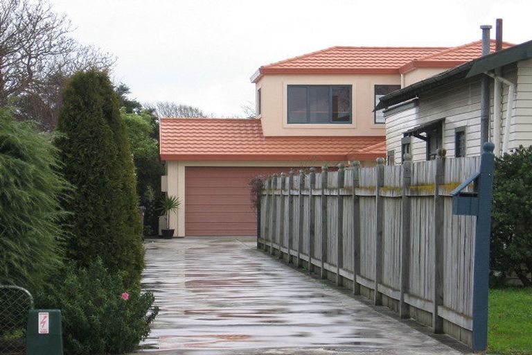 Photo of property in 22a Stewart Crescent, Hokowhitu, Palmerston North, 4410