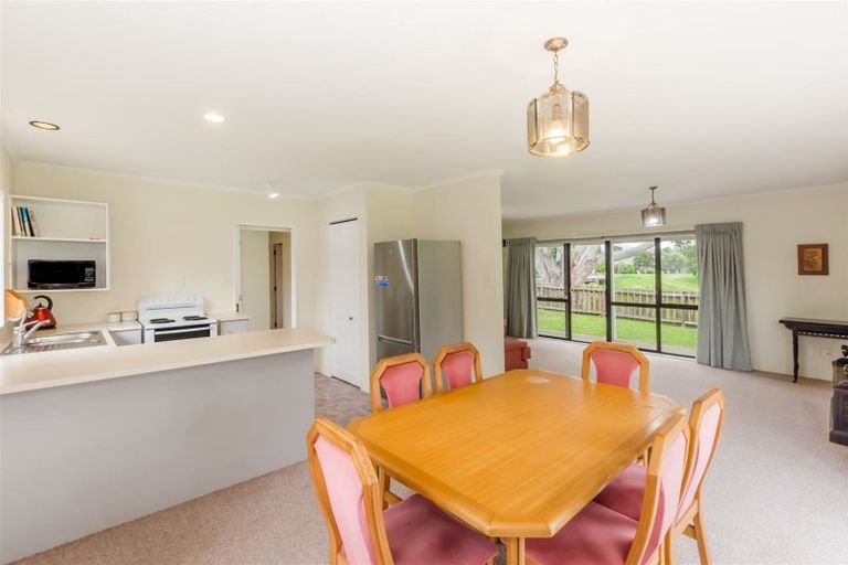 Photo of property in 31 The Drive, Paraparaumu Beach, Paraparaumu, 5032