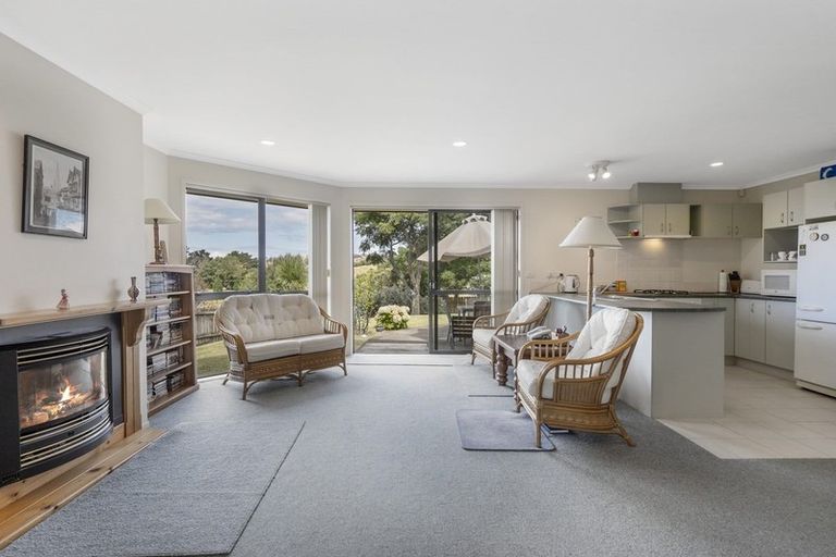 Photo of property in 5 Burwood Terrace, Gulf Harbour, Whangaparaoa, 0930