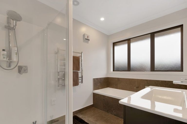 Photo of property in 63 Willowside Place, Amberley, 7410