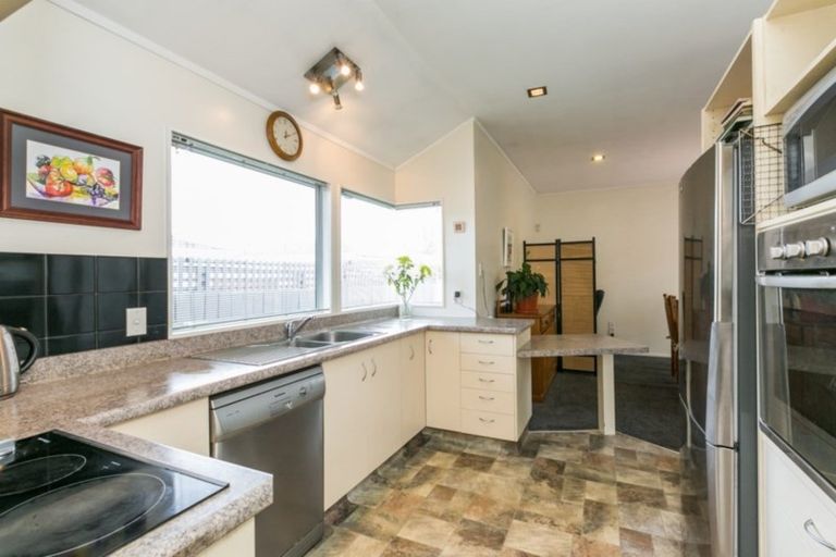 Photo of property in 61a Napier Road, Havelock North, 4130