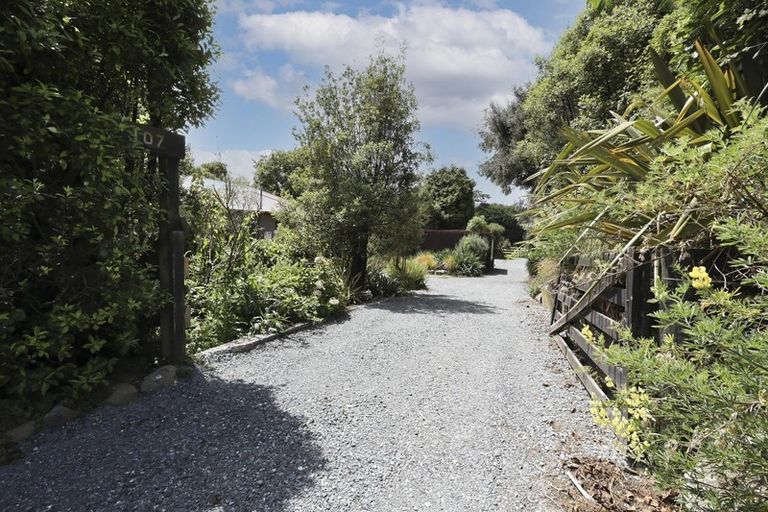 Photo of property in 107 Black Road, Otatara, Invercargill, 9879