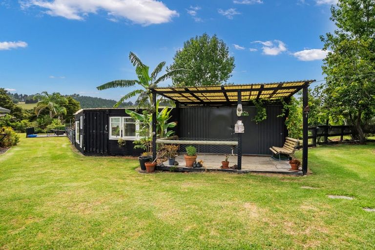 Photo of property in 29 Pataua Road North, Whareora, Whangarei, 0175
