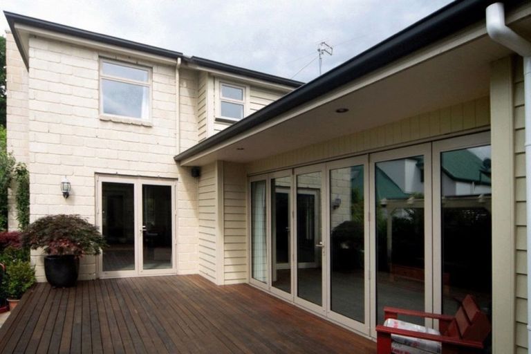 Photo of property in 135 Deans Avenue, Riccarton, Christchurch, 8011