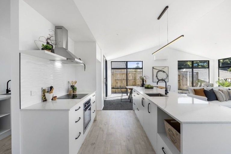 Photo of property in 140 Adler Drive, Ohauiti, Tauranga, 3112