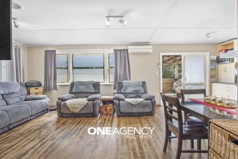 Photo of property in 151 Sievers Grove, Cannons Creek, Porirua, 5024