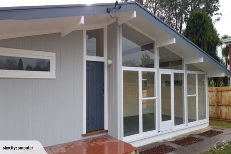 Photo of property in 108 Rathgar Road, Henderson, Auckland, 0610