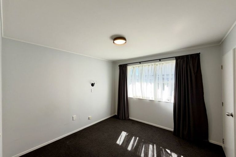 Photo of property in 2 Hill Court, Awapuni, Palmerston North, 4412