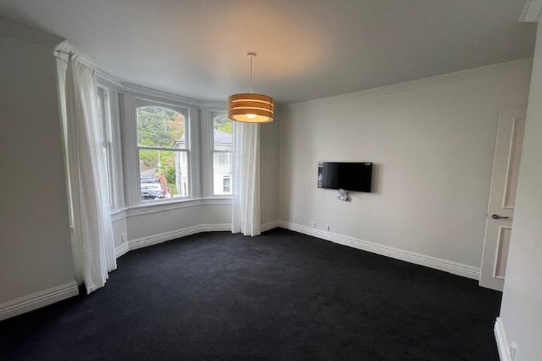 Photo of property in 18 Portland Crescent, Thorndon, Wellington, 6011