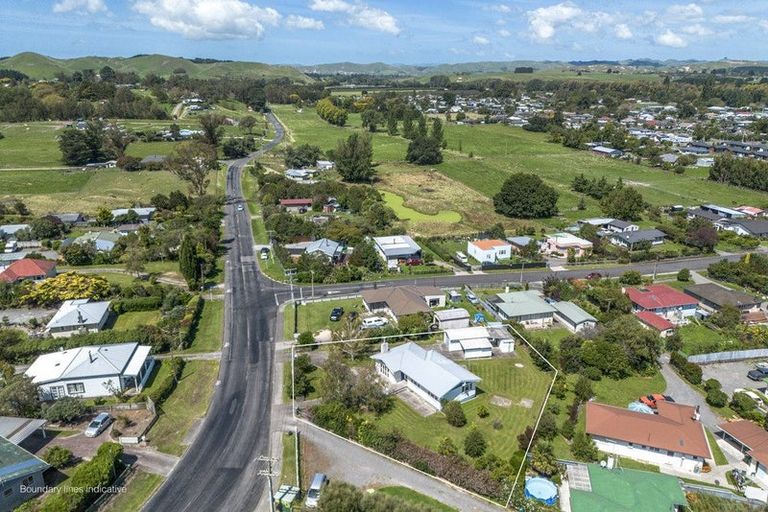 Photo of property in 21 Tamumu Road, Waipawa, 4210