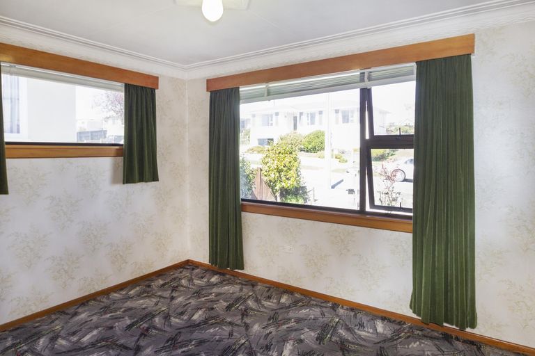 Photo of property in 18 Arrow Crescent, Holmes Hill, Oamaru, 9401