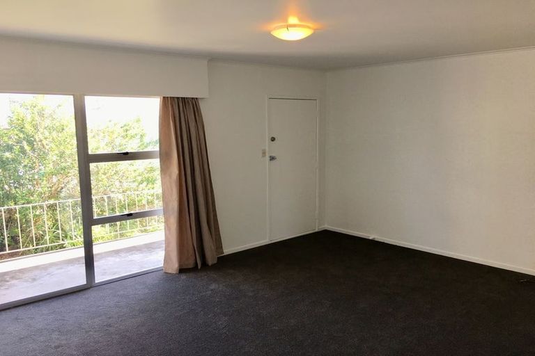 Photo of property in 22 Grande Vue Road, Hillpark, Auckland, 2102