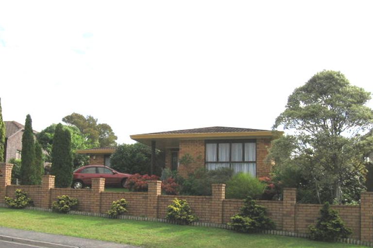 Photo of property in 14 White Heron Drive, Massey, Auckland, 0614