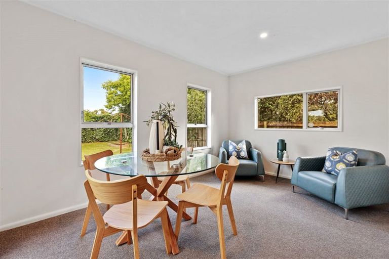 Photo of property in 16 Manor Place, Bryndwr, Christchurch, 8053