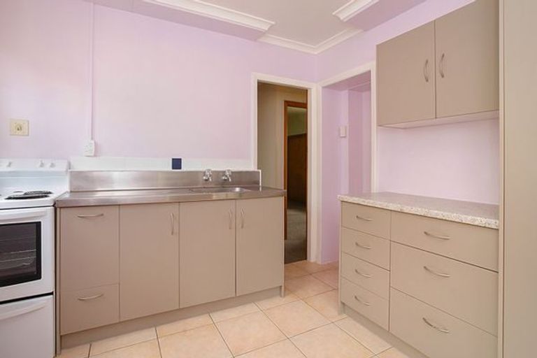 Photo of property in 43 Batt Street, West End, Palmerston North, 4410