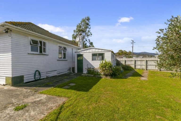 Photo of property in 35 Frederick Street, Wainuiomata, Lower Hutt, 5014