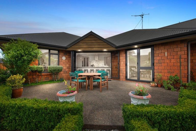 Photo of property in 36 Winslow Court, Huntington, Hamilton, 3210