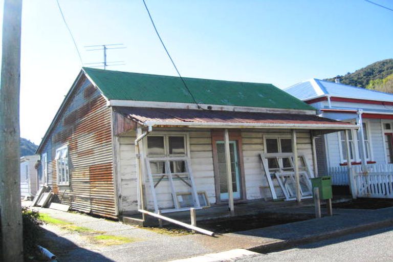 Photo of property in 15 O'donnell Street, Greymouth, 7805