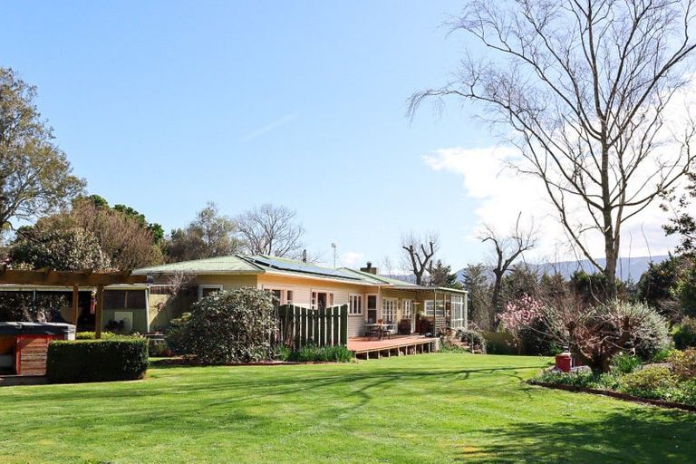 Photo of property in 258 Smith Road, Dannevirke, 4978
