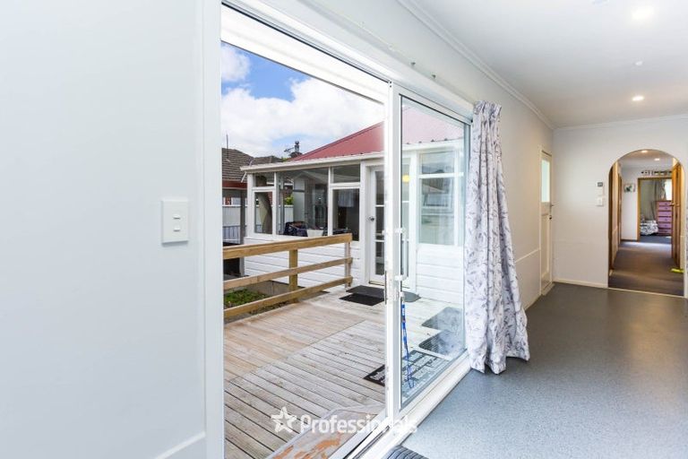 Photo of property in 53 Hudson Avenue, Ebdentown, Upper Hutt, 5018