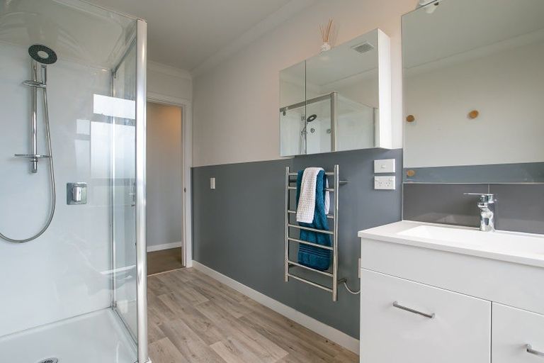 Photo of property in 43 Reading Street, Greytown, 5712