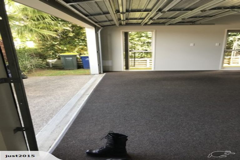 Photo of property in 11 Mural Place, Greenhithe, Auckland, 0632