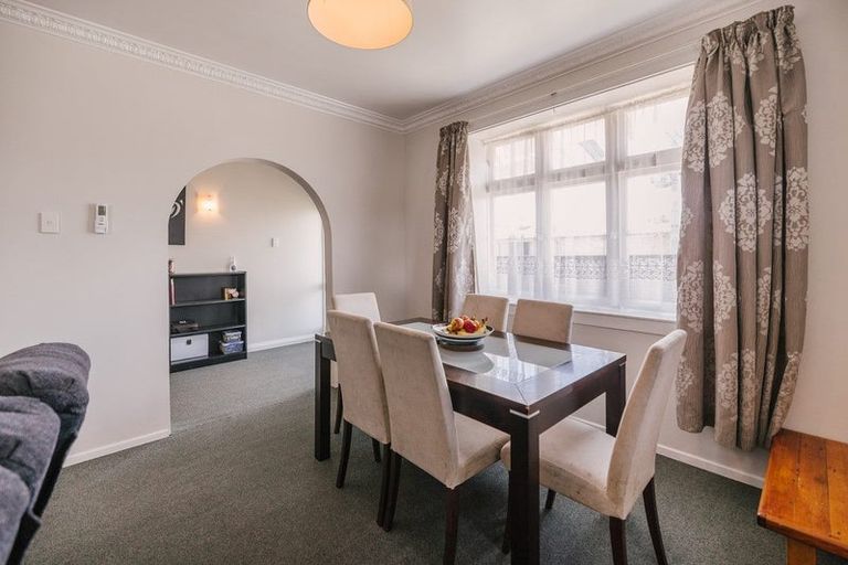 Photo of property in 2 Carey Street, Longburn, Palmerston North, 4412