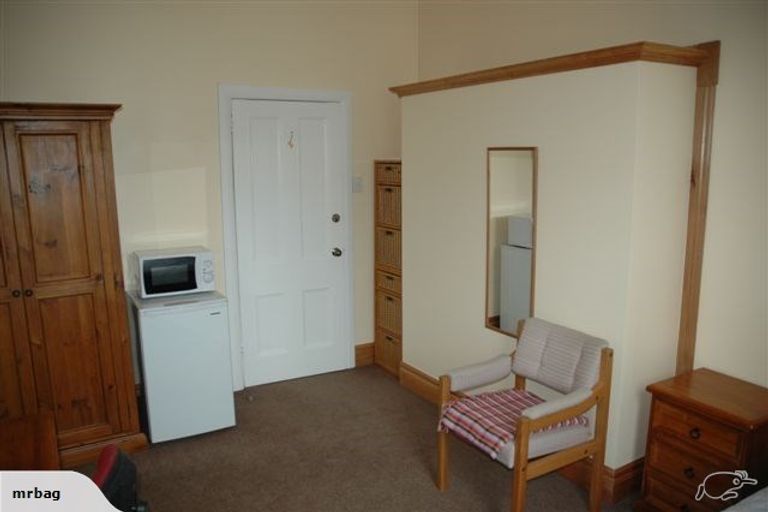 Photo of property in 12 Heriot Row, Dunedin Central, Dunedin, 9016