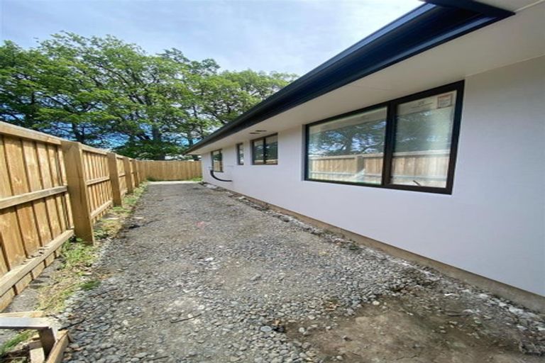 Photo of property in 19 Crossley Avenue, Woodend, 7610