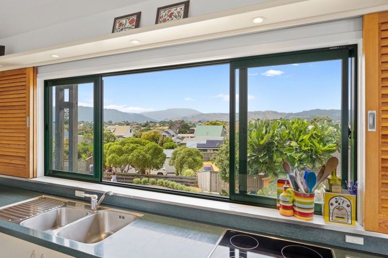 Photo of property in 10-12 Oratia Street, Waikanae Beach, Waikanae, 5036