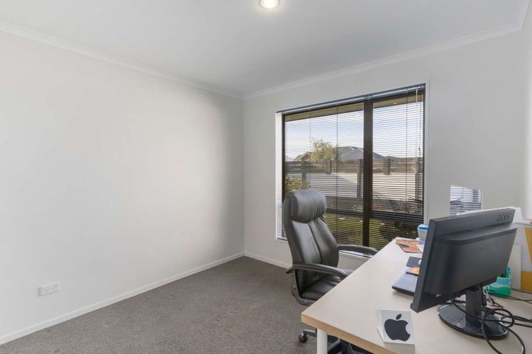 Photo of property in 49 Aroha Street, Pegasus, 7612