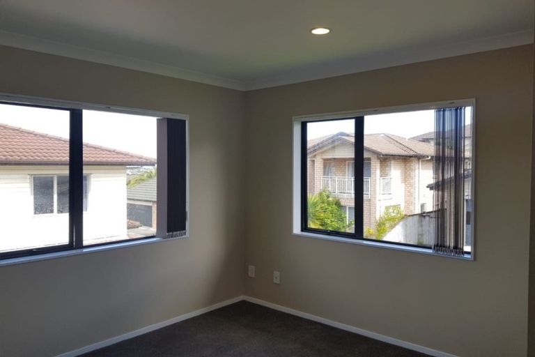 Photo of property in 63a Redoubt Road, Goodwood Heights, Auckland, 2105