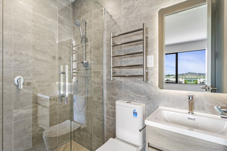 Photo of property in 9 Irwin Lane, Windsor Park, 0632