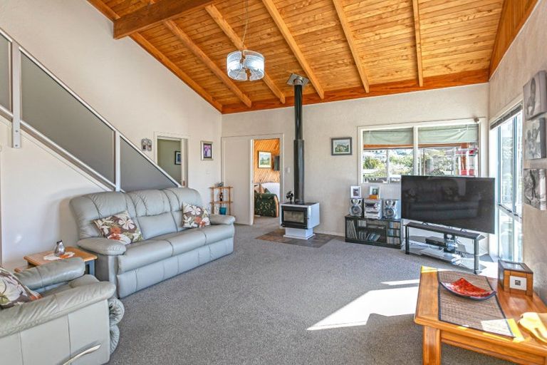 Photo of property in 120 Onemana Drive, Onemana, Whangamata, 3691