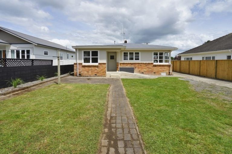 Photo of property in 12 Winter Street, Fairfield, Hamilton, 3214