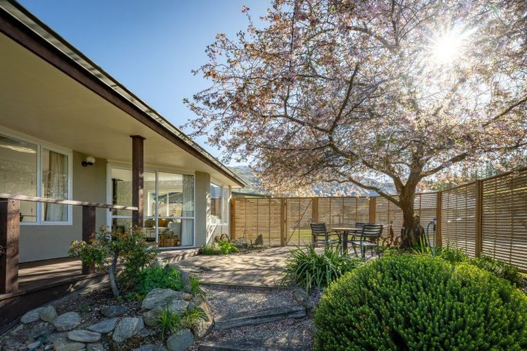 Photo of property in 9a Mill End, Wanaka, 9305