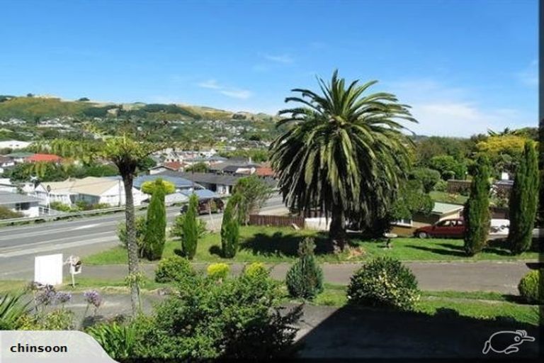 Photo of property in 357 Main Road, Tawa, Wellington, 5028