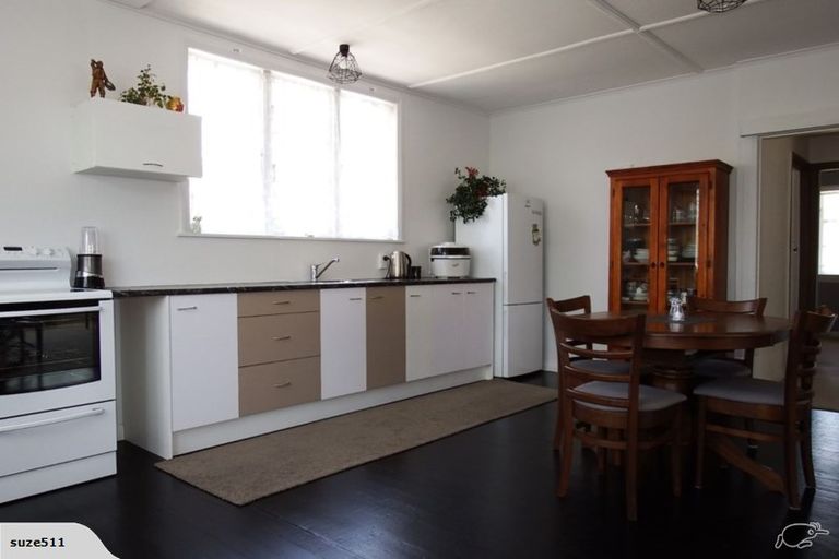 Photo of property in 8 Goldfinch Street, Taihape, 4720