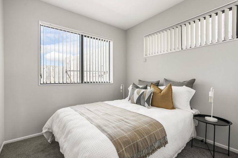 Photo of property in 27 Surf View Crescent, Red Beach, 0932